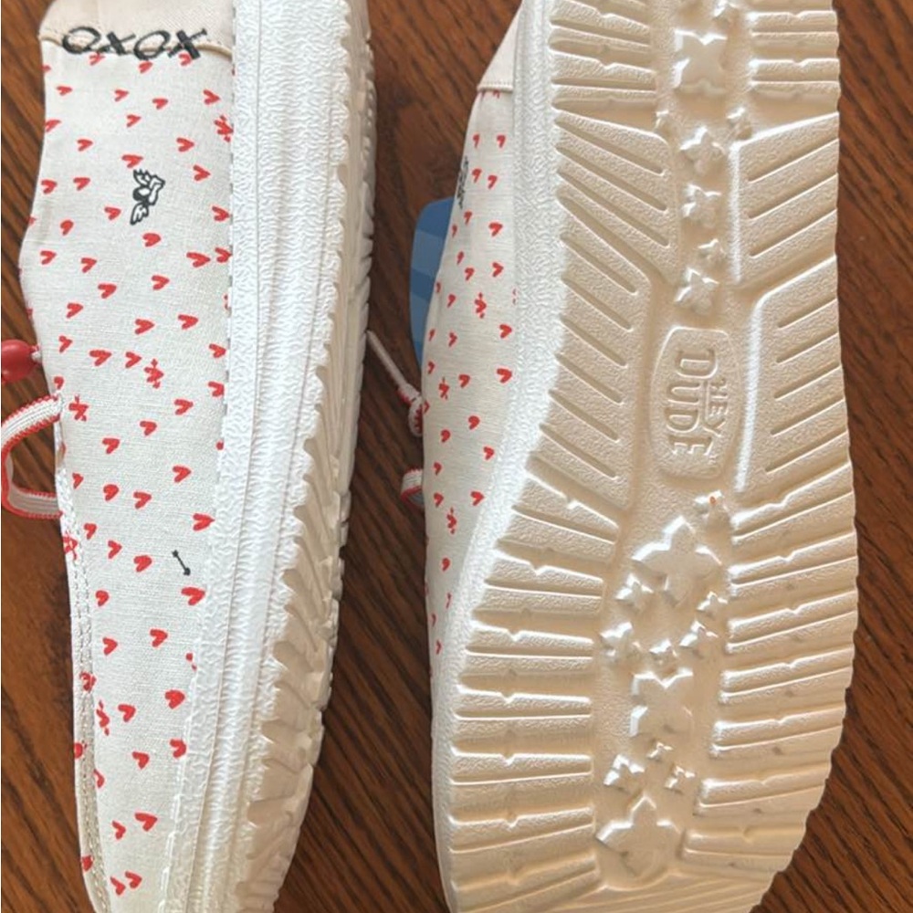 Hey Dude Wendy Hearts Women’s Shoes, SZ 10 - Picture 5 of 6